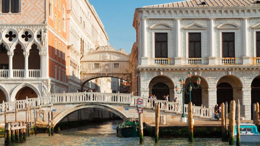 Ponte dos Suspiros em Veneza