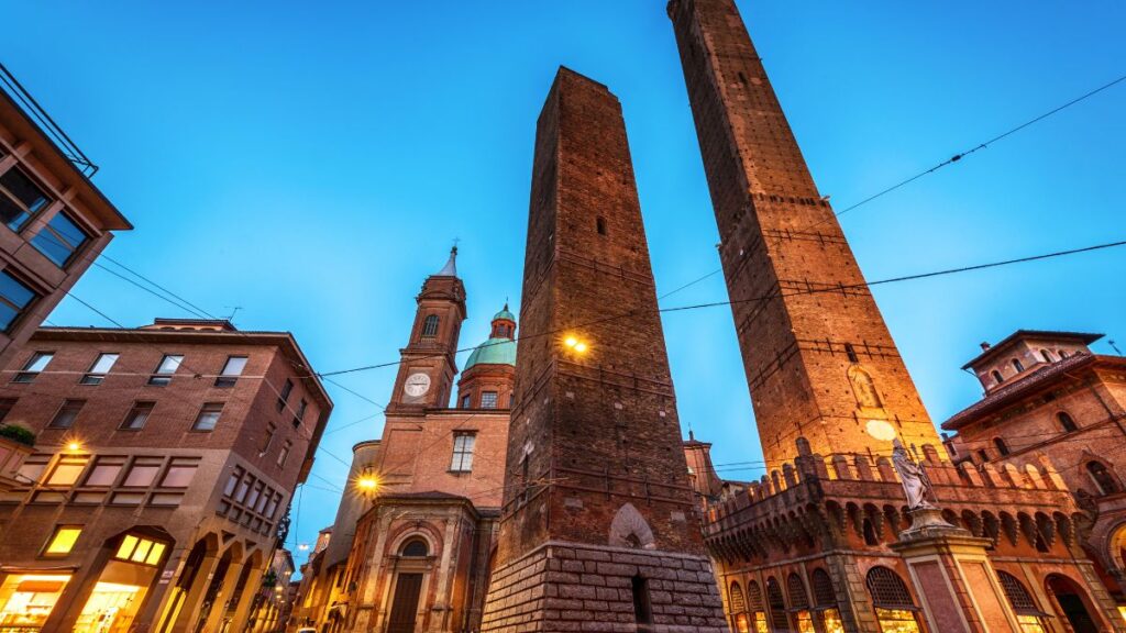 Torres Asinelli e Garisenda